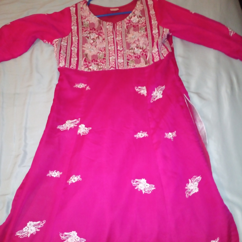 Traditional Portugal handmade contours dress shirt skirt paints Shalls and dolls
